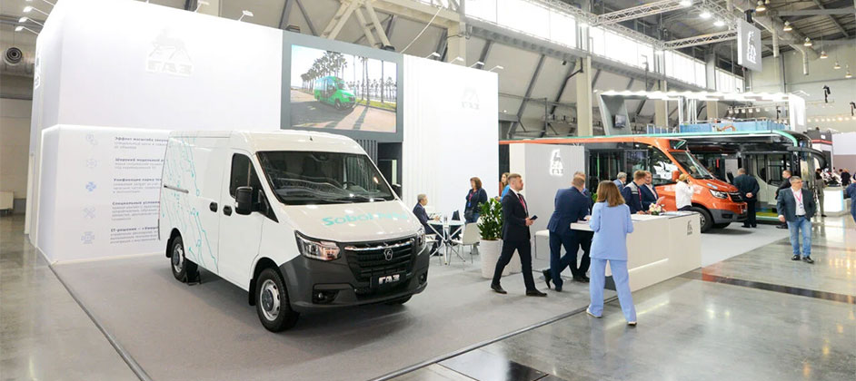 «Группа ГАЗ» представила перспективные модели автомобилей на выставке INNOPROM 2022 года