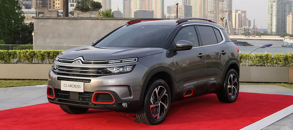 Citroen назвал цены на обновленный кроссовер C5 Aircross для РФ